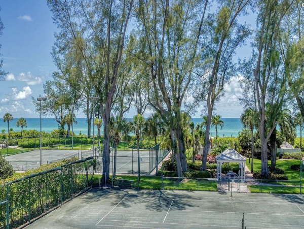 Longboat Key Gulf View Two Bedroom Vacation Rental PLUS DEN (3 bedrms)